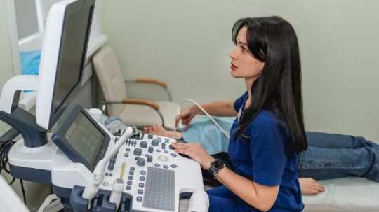 Оператор call-центра